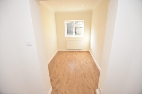 Click the photo for more details of Carlyon Avenue, Harrow, HA2 8SN