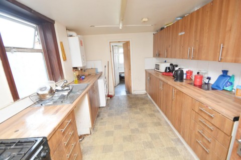 Click the photo for more details of Queens Road, Southall, UB2 5AY