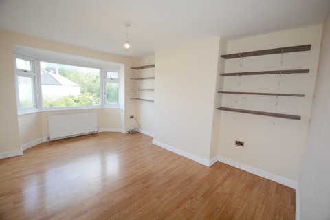 Click the photo for more details of Eastcote Lane, Northolt, UB5 5RH