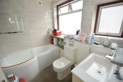 Click the photo for more details of Walton Avenue, Harrow, HA2 8QU