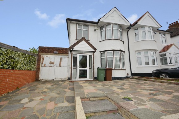 View Full Details for Corbins Lane, Harrow, HA2 8EH