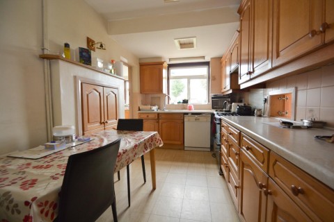 Click the photo for more details of Corbins Lane, Harrow, HA2 8EH