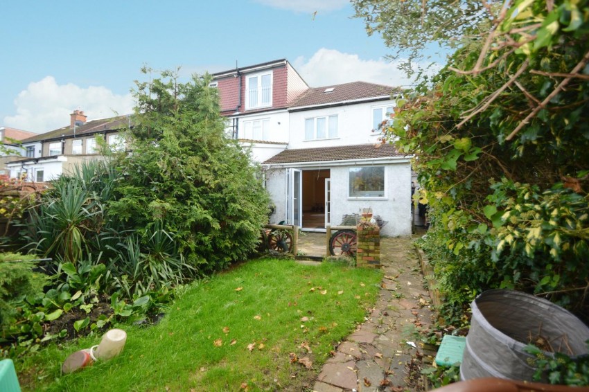 Images for Sandringham Crescent, Harrow, HA2 9BP